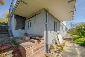 Stilvolles Einfamilienhaus mit großem Entwicklungspotenzial und Doppelgarage in sonniger Hanglage – Die vollständige Adresse der Immobilie erhältst du vom Anbieter., 75181 Eutingen, Pforzheim – Vorschaubild 34