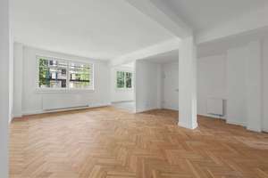 Altbaucharme trifft Wohnkomfort in Flingern Nord – hochwertig sanierte 3-Zimmer-Wohnung – 40235 Flingern Nord, Düsseldorf – Vorschaubild 1