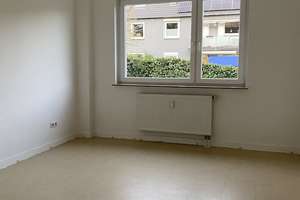 Ruhig gelegene 2-Zimmerwohnung mit Balkon – Engelbert-Wüster-Weg 106, 42369 Ronsdorf, Wuppertal – Vorschaubild 2