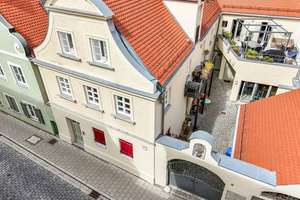 Liebevoll saniertes Denkmalobjekt - Stadtbauernhof mit 4-Wohnungen in der Innenstadt