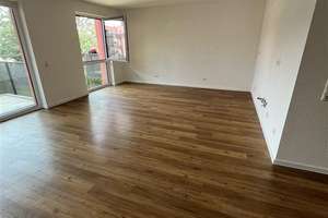 Bezugsfrei- Gepflegte 2-Zimmer Wohnung mit Balkon