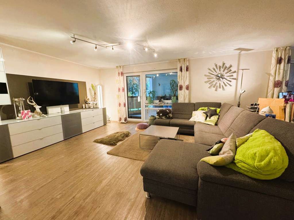 Immobilie in Kuppenheim - ***Provisionsfreie Vier- bis Fünfzimmerwohnung mit Balkon und TG-SP in Kuppenheim zu verkaufen+++ - Bild 0