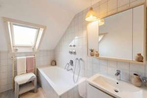 Gemütlich, großzügig, besonders: Dachgeschosswohnung mit Sauna und Garage – Die vollständige Adresse der Immobilie erhältst du vom Anbieter., 74081 Horkheim, Heilbronn – Vorschaubild 14