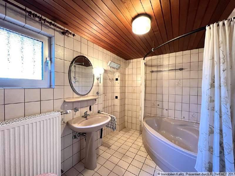 Immobilie in Waldfischbach-Burgalben - Geräumiges Einfamilienhaus, Nutzung als 2-Familienhaus möglich - Bild 7