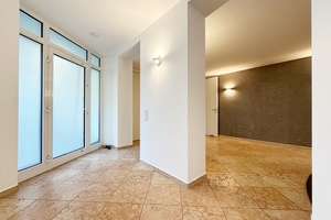 EP ESTATE - Einfamilienhaus mit Terrasse und Garten in Bestlage Köln / Müngersdorf – Die vollständige Adresse der Immobilie erhältst du vom Anbieter., 50933 Müngersdorf, Köln – Vorschaubild 33