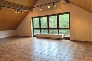 3-Familienhaus in Nürnberg-Altenfurt mit zwei freien Wohnungen, zwei Garagen und Carport – Die vollständige Adresse der Immobilie erhältst du vom Anbieter., 90475 Altenfurt, Moorenbrunn, Nürnberg – Vorschaubild 12