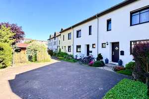 Ruhig gelegenes Reihen-Einfamilienhaus mit Carport und idyllischem Garten – Düsseldorf – Vorschaubild 8