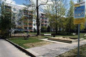 Wohnung ist für einen 3 Personenhaushalt geeignet! Küche und Bad mit Fenster – Am Dahlienheim 26, 1257 Leuben (Stadtteil), Dresden – Vorschaubild 4