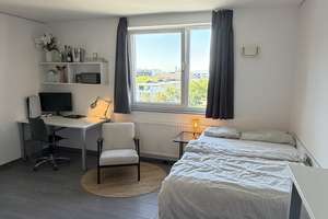 Möbliertes 1-Zimmer-Apartment mit Dachterrasse