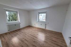 Doppelhaushälfte mit zwei Wohneinheiten – Die vollständige Adresse der Immobilie erhältst du vom Anbieter., 86163 Hochzoll-Süd, Augsburg – Vorschaubild 8