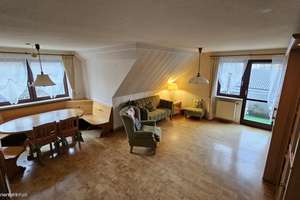 Helle 4-Zimmer-Wohnung mit Balkon und Carport Stellplatz in Nürnberg-Eibach. – Die vollständige Adresse der Immobilie erhältst du vom Anbieter., 90451 Eibach, Nürnberg – Vorschaubild 5