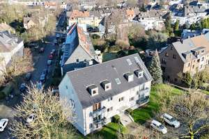 BO-Altenbochum: Sehr gepflegte 3,5-Zi. mit ausgebautem Spitzboden & Garage in ruhiger Lage – Glockengarten 33, 44803 Altenbochum, Bochum – Vorschaubild 3