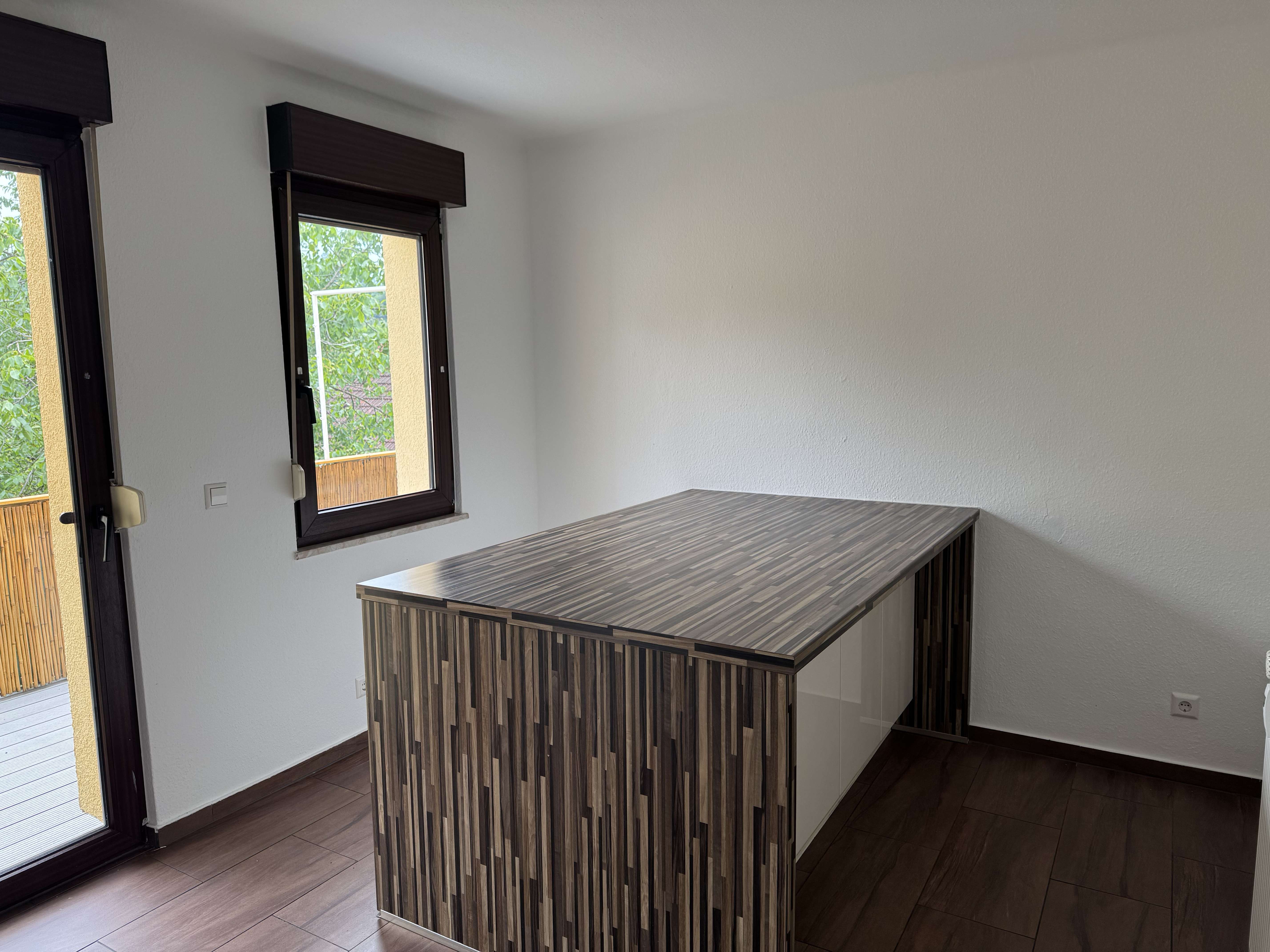 Immobilie in Ebersbach an der Fils - Familientraum mit Stil: Neu renovierte 5-Zimmer Wohnung mit großer Terrasse & morderne EBK  - Bild 15