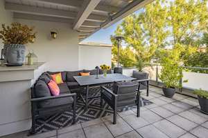 Sonnige Maisonette-Wohnung mit großer Dachterrasse – Die vollständige Adresse der Immobilie erhältst du vom Anbieter., 81379 Thalkirchen, München – Vorschaubild 2