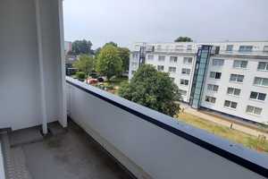 Schöne, sanierte 3-Zimmerwohnung mit Balkon sucht neuen Mieter! – Kissinger Str. 8, 40229 Düsseldorf – Vorschaubild 5