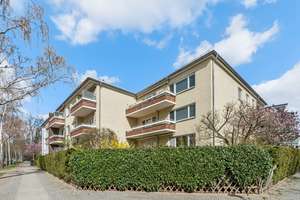 Klein, aber oho – mit Tiefgarage sowieso – Die vollständige Adresse der Immobilie erhältst du vom Anbieter., 12107 Mariendorf, Berlin – Vorschaubild 1
