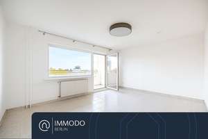 🏡 Jetzt Zuschlagen: Bezugsfreie, helle 3 Zimmer Wohnung im 5.OG mit Aufzug, West-Balkon & Weitblick – Die vollständige Adresse der Immobilie erhältst du vom Anbieter., 13591 Staaken, Berlin – Vorschaubild 1