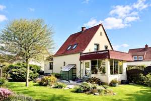 *sehr schönes Haus in grüner Bestlage von Dresden-Lockwitz* – Die vollständige Adresse der Immobilie erhältst du vom Anbieter., 1257 Lockwitz, Dresden – Vorschaubild 3