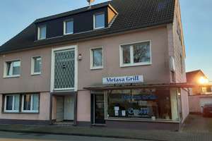 Helle 2,5 Raumwohnung im DG