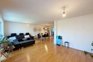Weitsicht garantiert! Helle 4,5 Zimmer Maisonette-Wohnung in Reutlingen am Fuße des Georgenbergs – Die vollständige Adresse der Immobilie erhältst du vom Anbieter., 72762 Reutlingen-Mitte, Reutlingen – Vorschaubild 3
