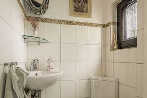 Neuer Preis ! Absolute Bestlage - Top Reiheneckhaus mit Ausbaupotential – Die vollständige Adresse der Immobilie erhältst du vom Anbieter., 41464 Stadionviertel, Neuss – Vorschaubild 3