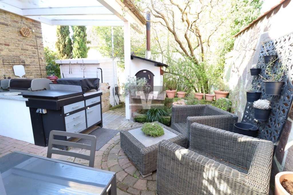 Immobilie in Heßheim - Wer zuerst kommt, den belohnt das Wohnen - Lassen Sie sich überraschen! - Bild 0