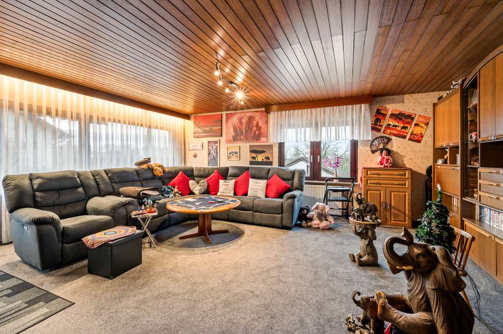 Immobilie in Niedernhall - Charmantes Einfamilienhaus mit großzügigem Grundstück in Niedernhall! - Bild 3