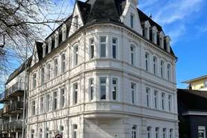 +++ Top Dachgeschoss Whg. Tageslichbad mit Wanne, tolle Aufteilung, 2 Zimmer + Essbereich +++