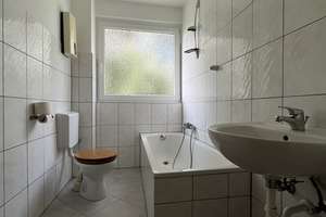 3,5-Zimmer Wohnung in Bochum Wiemelhausen mit Balkon Garten Parkplatz großem Keller und Trockenraum – Markstrasse 308, 44801 Wiemelhausen, Bochum – Vorschaubild 6