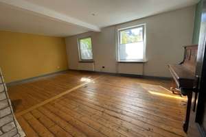 Einfamilienhaus mit Garten – Sanierungsobjekt mit viel Gestaltungspotenzial in Salzgitter-Bad – 38259 Salzgitter-Bad, Salzgitter – Vorschaubild 3