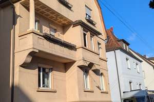 Helle 3,5-Zimmer-Wohnung mit Balkon & Blick ins Grüne in ruhiger Lage in Stuttgart-Hedelfingen