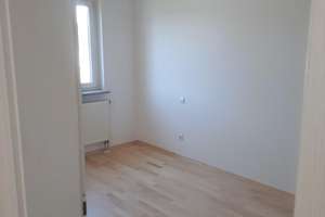Schöne, helle, zentral gelegene 2-Zimmer-Wohnung mit Balkon – Die vollständige Adresse der Immobilie erhältst du vom Anbieter., 82178 Puchheim – Vorschaubild 5