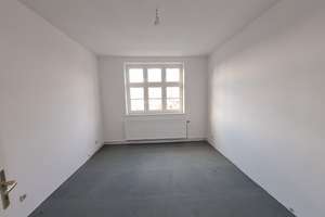 Renovierte 3-Zimmer-Wohnung mit Balkon in Bremerhaven-Lehe! – Fritz-Reuter-Straße 42, 27568 Lehe, Bremerhaven – Vorschaubild 3