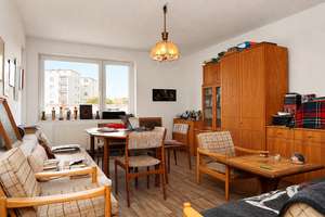 3 Zimmer Wohnung mit Balkon, Weitblick & Entwicklungspotenzial in Salzgitter Lebenstedt zu verkaufen – Die vollständige Adresse der Immobilie erhältst du vom Anbieter., 38226 Lebenstedt, Salzgitter – Vorschaubild 2