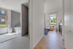 4-Zimmer-Traum im 1. Obergeschoss mit 3 Balkonen – Die vollständige Adresse der Immobilie erhältst du vom Anbieter., 45133 Bredeney, Essen – Vorschaubild 8