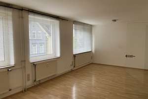 Familienfreundliche 4-Zimmer-Wohnung über 2 Etagen  in Bremerhaven – Schillerstraße 57, 27570 Geestemünde, Bremerhaven – Vorschaubild 3
