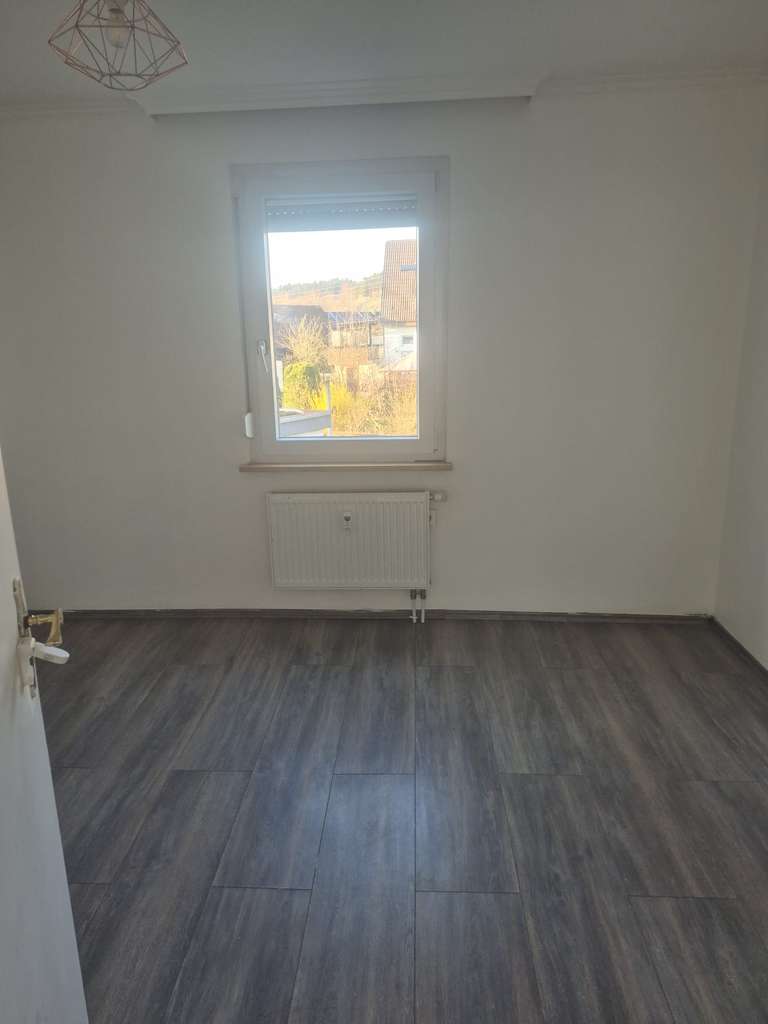 Immobilie in Rangendingen - Einfamilienhaus mit 7 Zimmern und Garage in Rangendingen - Bild 2