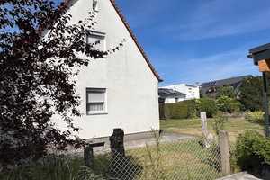 Gepflegtes Einfamilienhaus mit Nebengebäude, Garage und Garten - zentral und ruhig – Nürnberger Land (Kreis) – Vorschaubild 2