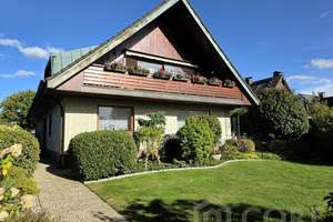 Großzügiges Ein- bis Zweifamilienhaus auf ca. 950 m² Traumgrundstück in ruhiger Lage von Sasel