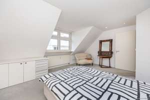 Schwabing – am Hohenzollernplatz: 4-Zimmer-Maisonettewhg. im DG mit Balkon zum Innenhof, Lift & TG. – Die vollständige Adresse der Immobilie erhältst du vom Anbieter., 80796 Neuschwabing, München – Vorschaubild 15