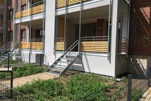 Münster-Mauritz: 4 Zi, Kü, Bad, Flur, Loggia mit Treppe zum kl. Garten, kernsaniert