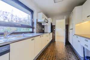 Split-Level-Einfamilienhaus in familienfreundlicher Lage – Hamburg – Vorschaubild 5