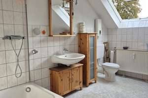 Heute: Im Jugendstil mit hohen Decken leben!!!! Nahe Bilk S und Düsseldorf Arcaden – 40233 Bilk, Düsseldorf – Vorschaubild 19