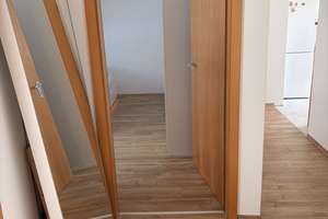 2-Zimmer-Wohnung im Dachgeschoss in München – Chiemgaustraße 115, 81549 Balanstraße-West, München – Vorschaubild 6