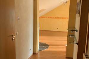 3 ZKB mit Sauna, Kamin, sonnige Dachterrasse und traumhaftem Blick in Siegen Kaan-Marienborn – Die vollständige Adresse der Immobilie erhältst du vom Anbieter., 57074 Kaan-Marienborn, Siegen – Vorschaubild 14