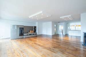 Welc(H)ome® by RIDA RESIDENTIAL – Exklusive Stadtwohnung mit einzigartigem Domblick! – Die vollständige Adresse der Immobilie erhältst du vom Anbieter., 50667 Altstadt/Nord, Köln – Vorschaubild 4