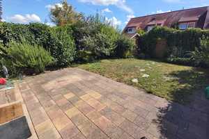 Schönes 5-Zimmer-Reihenmittelhaus mit Fußbodenheizung, EBK und Feldrandlage in Niddatal-Assenheim – Wetteraukreis – Vorschaubild 3