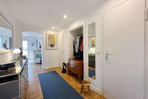Charmantes Maisonette-Penthouse mit EBK, Garage und 2 Balkonen – Die vollständige Adresse der Immobilie erhältst du vom Anbieter., 40239 Düsseltal, Düsseldorf – Vorschaubild 2
