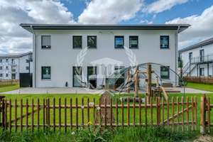 4,2 % Rendite: Neubau-Vierfamilienhaus als Renditeobjekt in Kirchroth - KfW 55 & Wärmepumpe – Die vollständige Adresse der Immobilie erhältst du vom Anbieter., 94356 Kirchroth – Vorschaubild 2