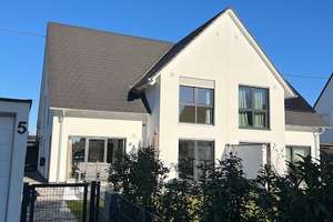 Exklusive Doppelhaushälfte von 2022 | KfW 55 | 5 Zimmer | Luxusausstattung | Ca.160 m² | Südterrasse – Bachstelzenweg 5, 86169 Firnhaberau, Augsburg – Vorschaubild 14